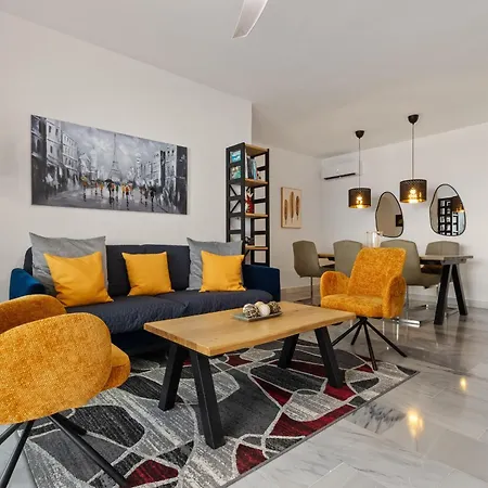 Parque Del Sol Guadalmina Playa Baja 马尔韦利亚