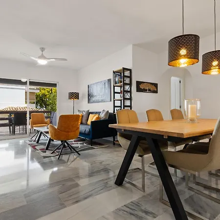 Parque Del Sol Guadalmina Playa Baja 马尔韦利亚