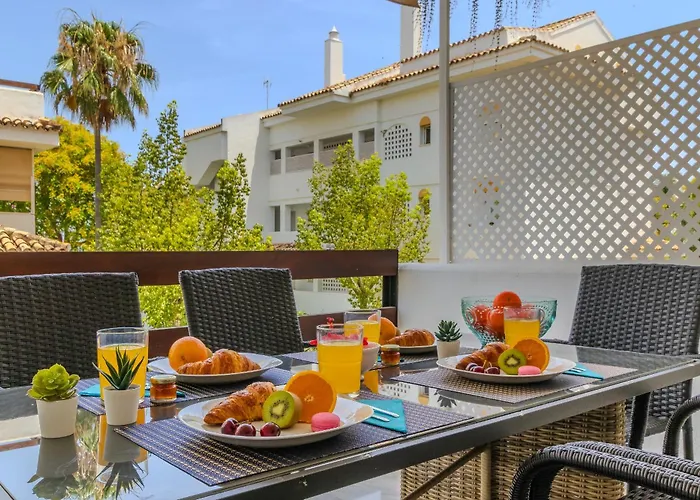 Апартаменты Parque Del Sol Guadalmina Playa Baja *